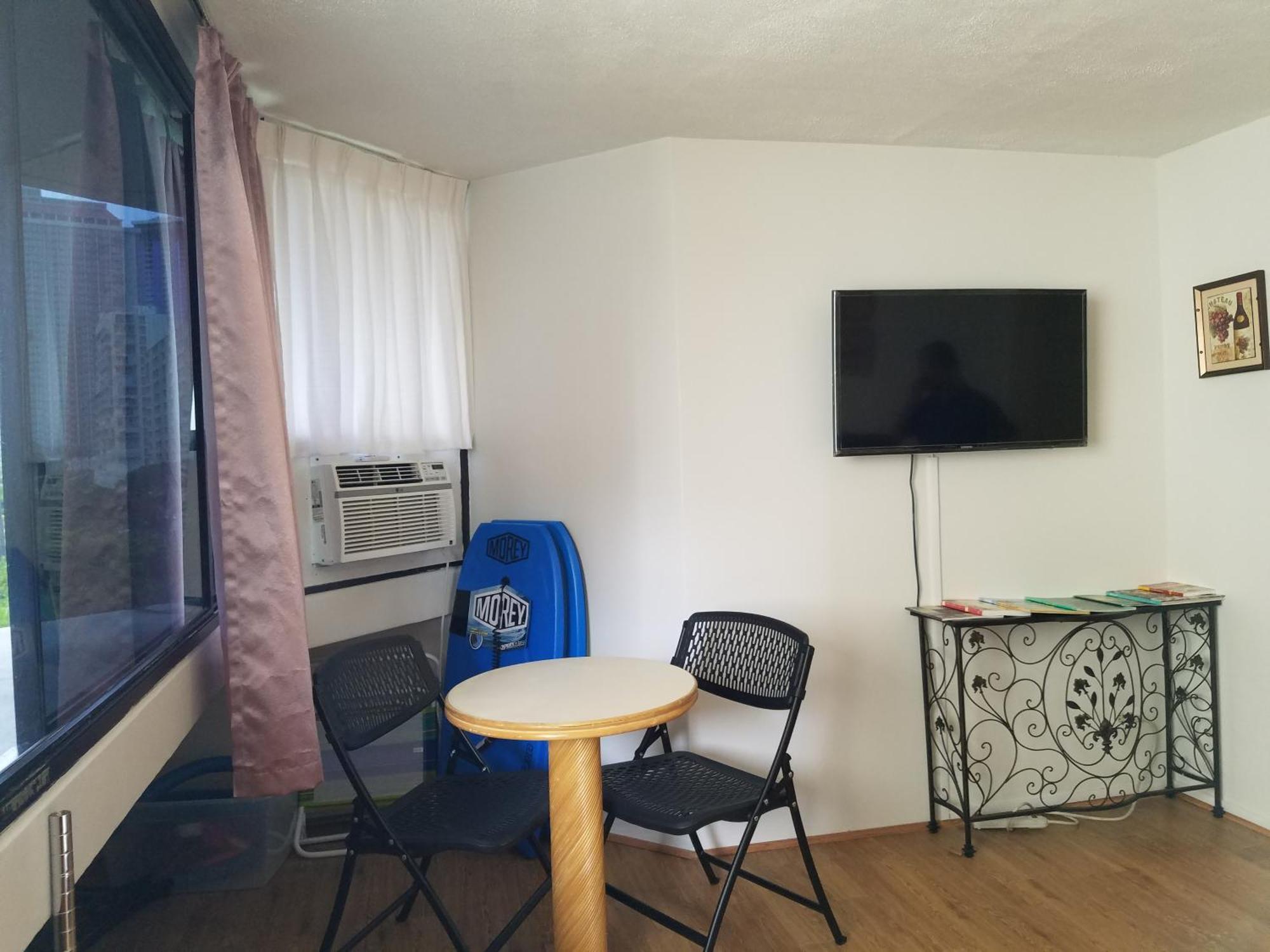 Waikiki Studio Steps To Beach-Mall Free Parking-Wifi Honolulu Room photo