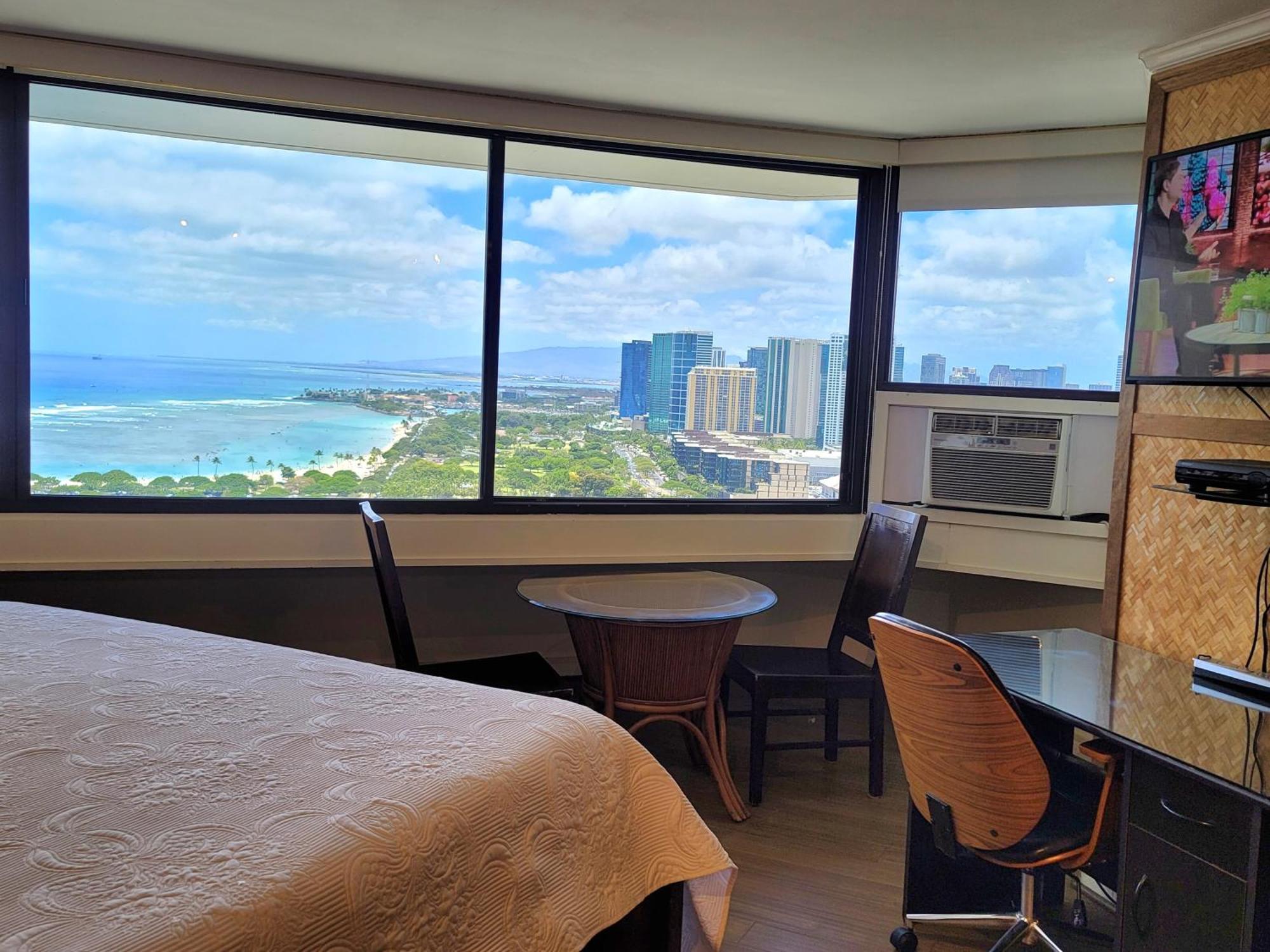 Waikiki Studio Steps To Beach-Mall Free Parking-Wifi Honolulu Exterior photo