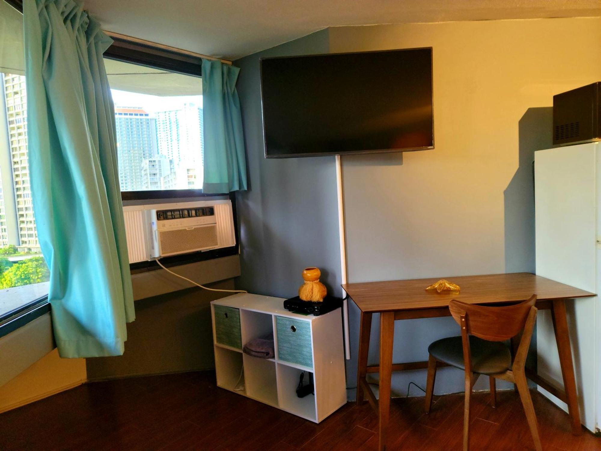 Waikiki Studio Steps To Beach-Mall Free Parking-Wifi Honolulu Room photo