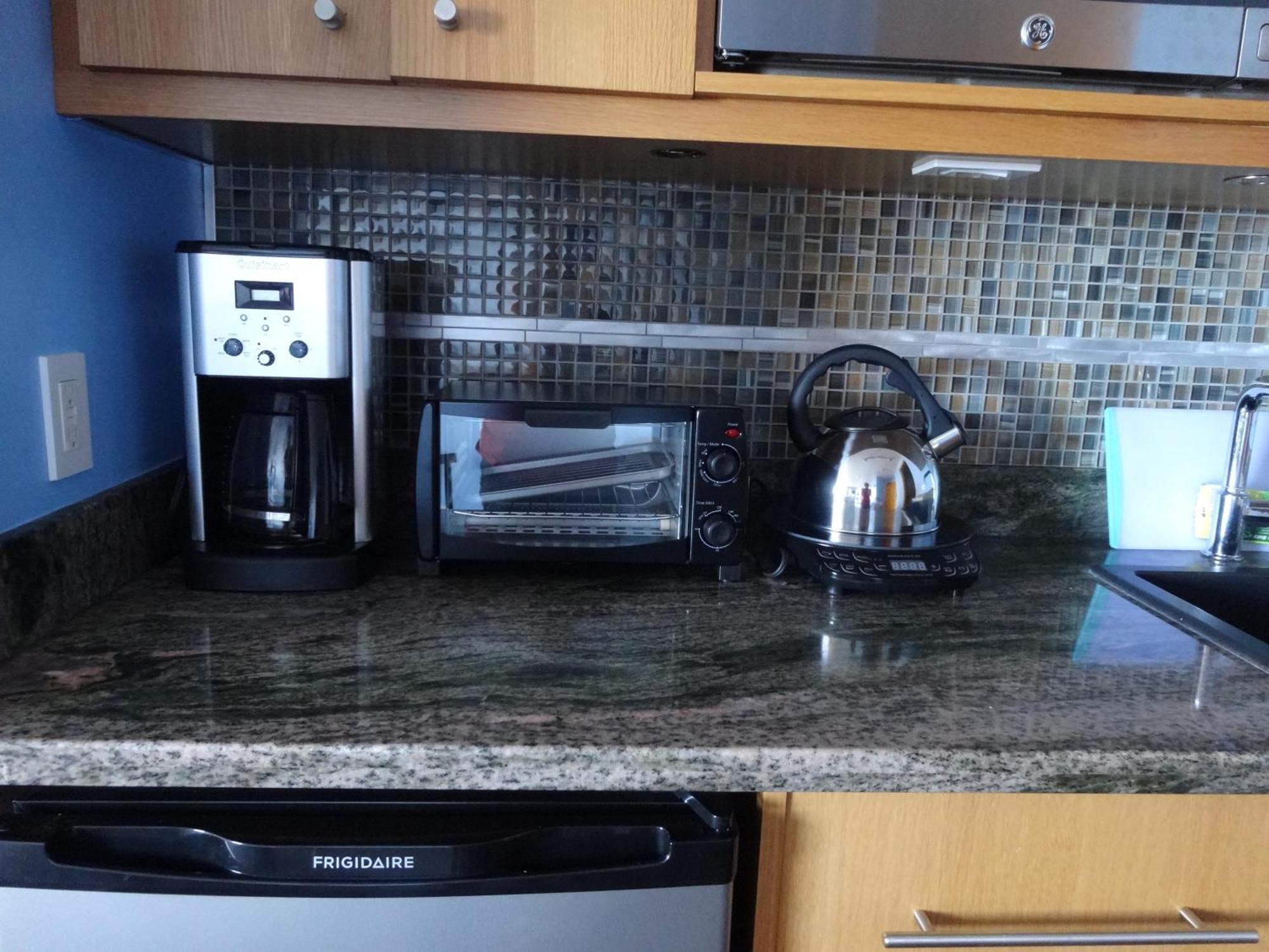 Waikiki Studio Steps To Beach-Mall Free Parking-Wifi Honolulu Room photo